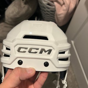 Large CCM Tacks 920 Helmet (New)