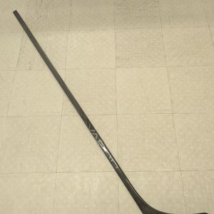 Senior Bauer Hyperlite 2 Right Handed Hockey Stick, P92 Curve, 87 Flex, BLACK, S23 (New)
