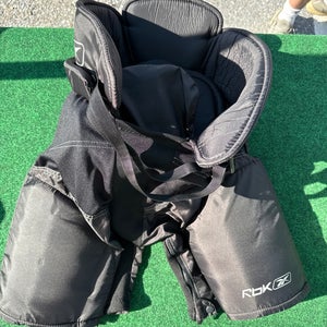 Black Reebok 5k Hockey Pants (Used) | Senior Medium