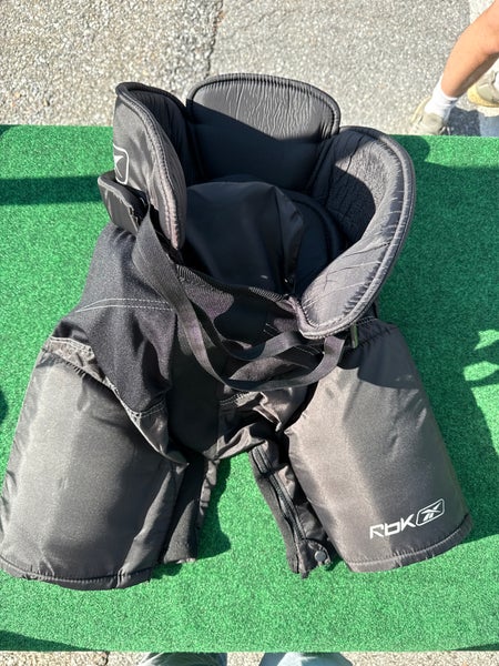 Black Reebok 5k Hockey Pants (Used) | Senior Medium