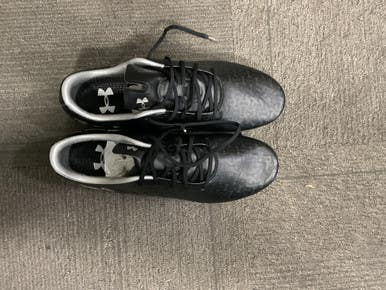 Used Under Armour MAGNETICO Soccer Cleats Black Senior 9 11614-S000220262