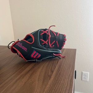 Wilson RH Infield A2000 Baseball Glove 11" (Used)