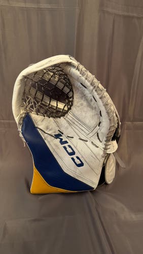 2024 CCM EFlex 6 Regular Pro Stock Glove (Used)