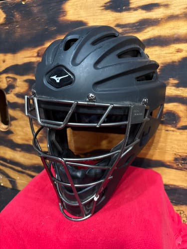 Mizuno G4 Samurai Catcher's Mask (Used)