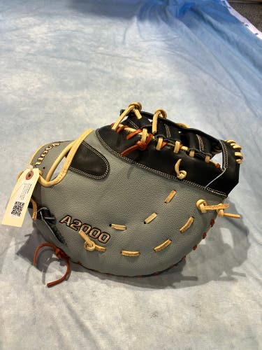 Black Wilson A2000 LH First Base Baseball Glove 12.5" (New)