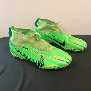 Green Unisex 6Y (Big Kids / Youth) Nike Mercurial Vapor 15 Cleats (Used)