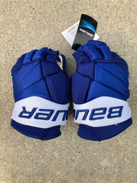 10" Bauer Vapor Pro Team Gloves | "Toronto Marlboros"