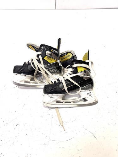 Used Bauer S37 Intermediate Hockey Skate Intermediate 5.0 11860-S000296739