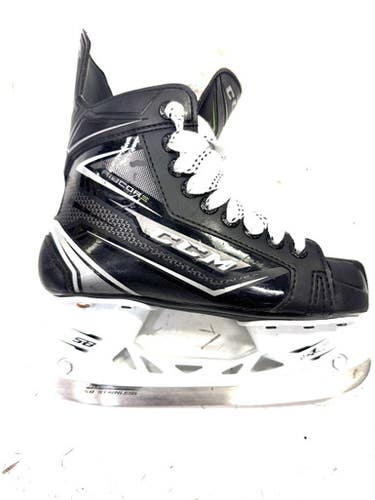 Used CCM RIBCORE 74K Junior Hockey Skate Junior 02 11860-S000296718