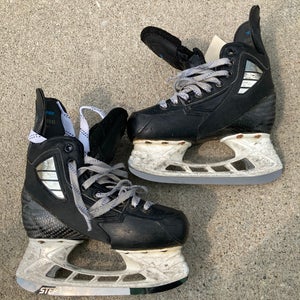 True Pro Custom Hockey Skates | Size 3