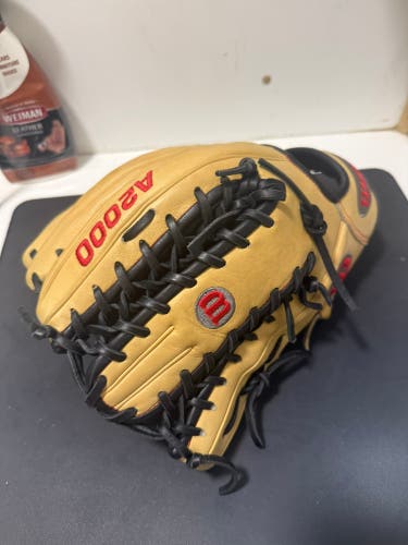 Wilson A2000 LH Baseball Glove 12.75" (Used)