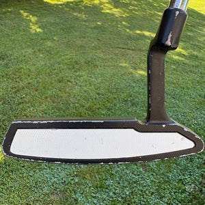 Black Lynx Blade Right Handed Putter (Used)