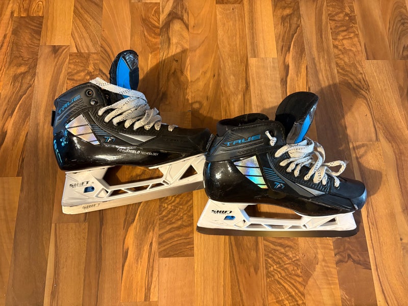 Senior size 9.5 True TF7 goalie skates