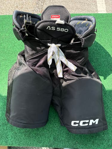 Black CCM Tacks AS 580 Hockey Pants (Used) |  Junior Large