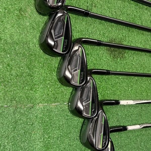 Men's TaylorMade RBZ Right Handed Iron Set Senior Flex (6 Clubs) #7 - #9, PW, GW, SW Graphite Shaft