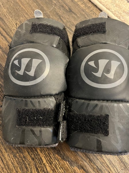 Small Youth Warrior Lacrosse Elbow Pads (Used)