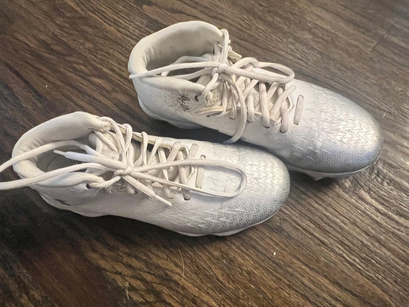 Unisex 6.5Y (Big Kids / Youth) Under Armour High Top (Used)