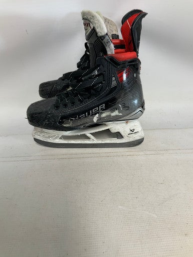 Used Bauer VAPOR X5 PRO Junior Hockey Skate Junior 02.5 11823-S000033131