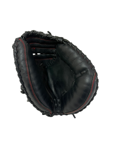 Used Under Armour UACM-100A BB/SB Catchers RH Throw Black 33 1/2" 11692-S000140348