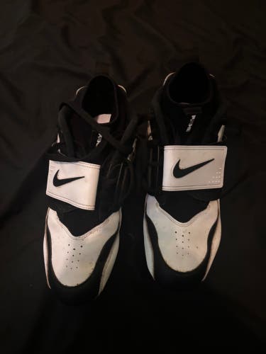 Men's Size M 12.5 (W 13.5) Nike Mid Top Molded Cleats (Used)