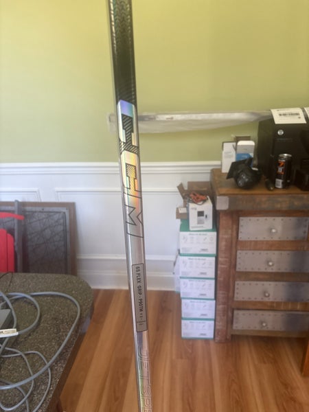 Intermediate CCM JetSpeed FT8 Pro Right Handed Hockey Stick P90TM Pro Stock (New)