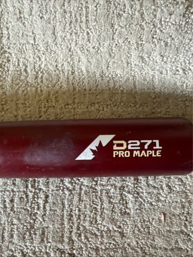 DeMarini D271 Pro Maple Composite BBCOR Certified Bat (-3) 31 oz 34" (Used)