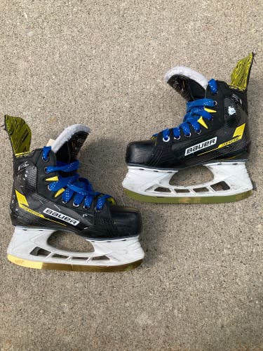 Bauer Supreme Ignite Pro+ Hockey Skates | Size 3