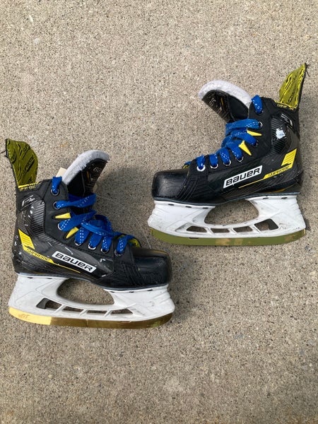 Bauer Supreme Ignite Pro+ Hockey Skates | Size 3
