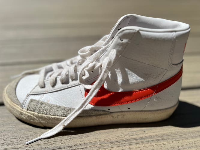 Nike Blazer Shoes White w/Red Swoosh Men's Size M 9.5 (Used)