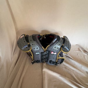Medium Youth Z Cool Shoulder Pads (Used)