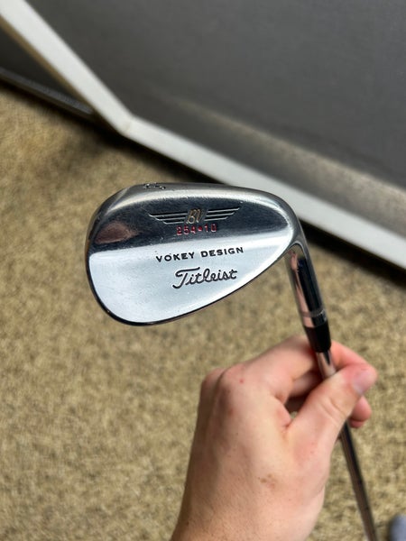 Titleist Vokey Right Handed Wedge 54 Degree (Used)