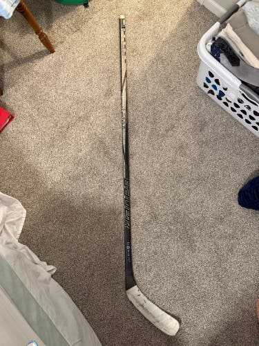 Senior Bauer Twitch Left Hand Hockey Stick P90TM Pro Stock (New)