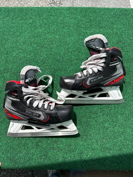 Junior Bauer Vapor X2.7 Hockey Goalie Skates (Extra Wide) Size 5 (Used)