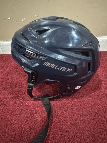 Medium Bauer Re-Akt 155 Helmet (Used) item#MCM55