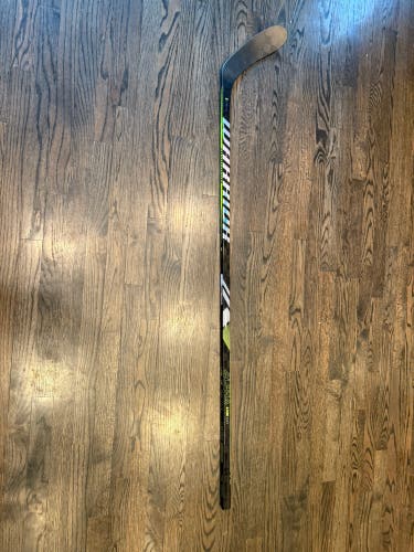 Intermediate Warrior Alpha LX2 PRO Right Handed Hockey Stick W28 (Used)