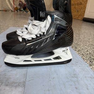 True Pro Custom Hockey Skates Pro Stock 10.5 (Used)