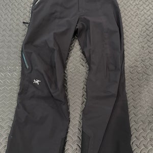 Arcteryx Black Men's Adult Small Ski Pants (can be purchased with red/orange mat