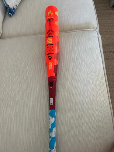 Easton Hype Fire Composite USSSA Certified Bat (-5) 26 oz 31" (Used)