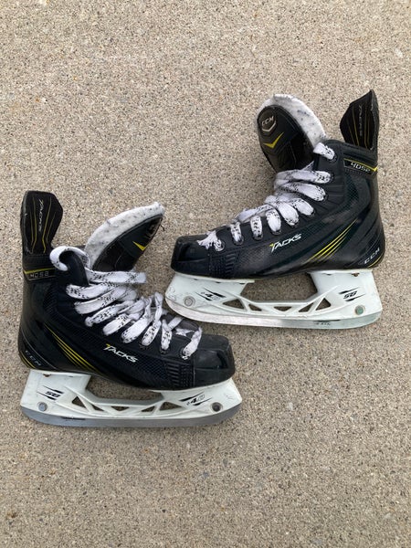CCM Tacks 4052 Hockey Skates | Size 3.5