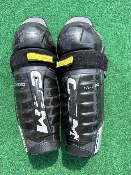 Junior CCM AS 580 Shin Pads 12" (Used)