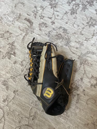 Wilson RH Outfield Baseball Glove 12.25" (Used)