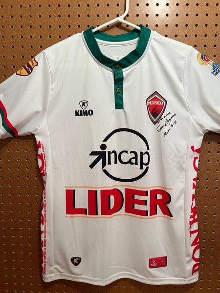 Patriotas Boyacá *Autographed* Official Game Jersey  Juan Guzman