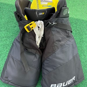 Black Bauer Supreme 3S Pro Hockey Pants (Used) | Junior Small