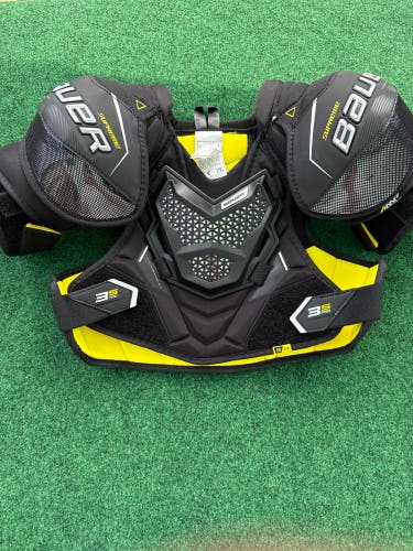 Bauer Supreme 3S Pro Shoulder Pads (Used) | Junior Small
