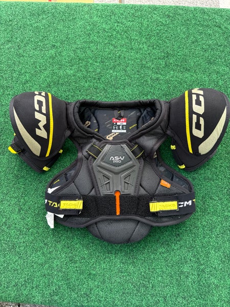 CCM Tacks AS-V Pro Shoulder Pads (Used) | Youth Large