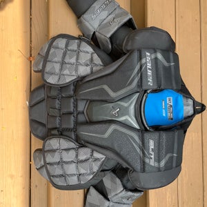 Intermediate small Bauer Elite Goalie Chest Protector (Used)