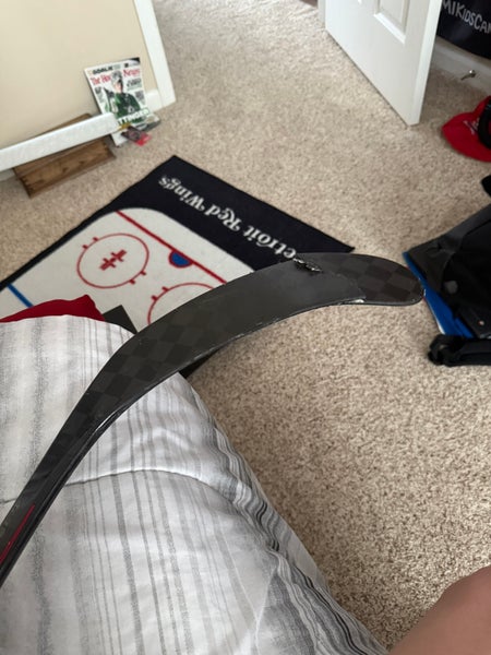 Senior Bauer Vapor Hyperlite 2 Left Hand Hockey Stick P92M (Used)