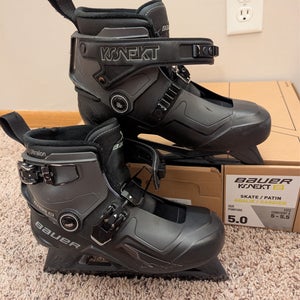 2024 Bauer Konekt 2 Hockey Goalie Skates Regular Width Size 5 (Used)