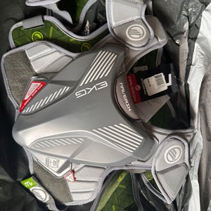 Small Adult Maverik MX Shoulder Pads (New)