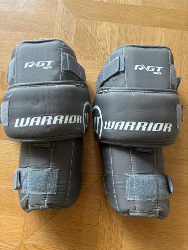 Senior Warrior Ritual GT knee pads (Used)